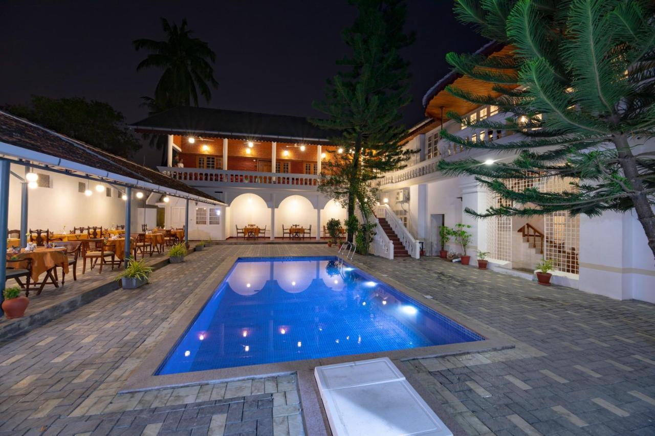 Dutch Bungalow Kochi Exterior photo